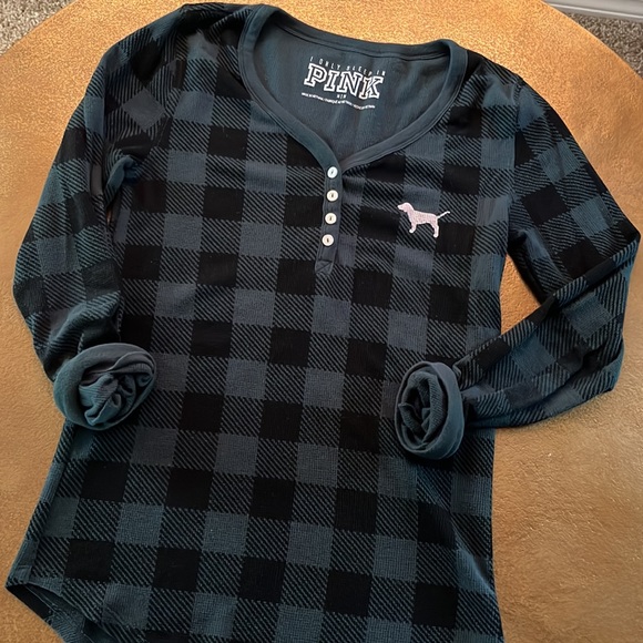 VS Pink Sleep Top - Picture 4 of 5